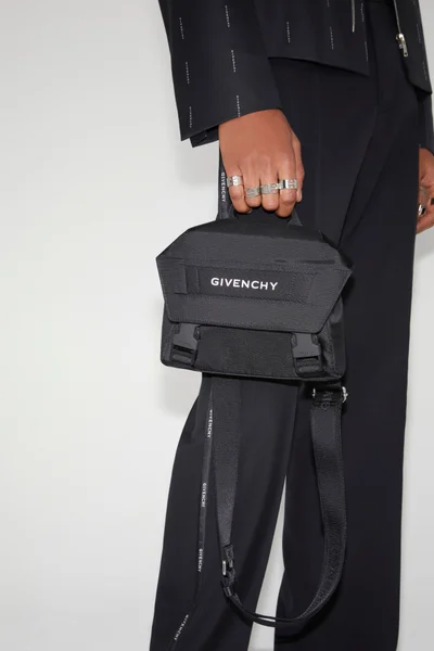 Look 2